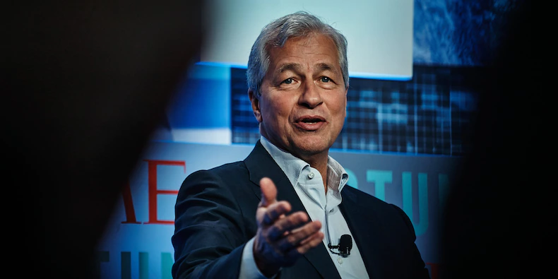 jpmorgan-boss-jamie-dimon-says-the-fed-could-hike-interest-rates-as-many-as-7-times-this-year