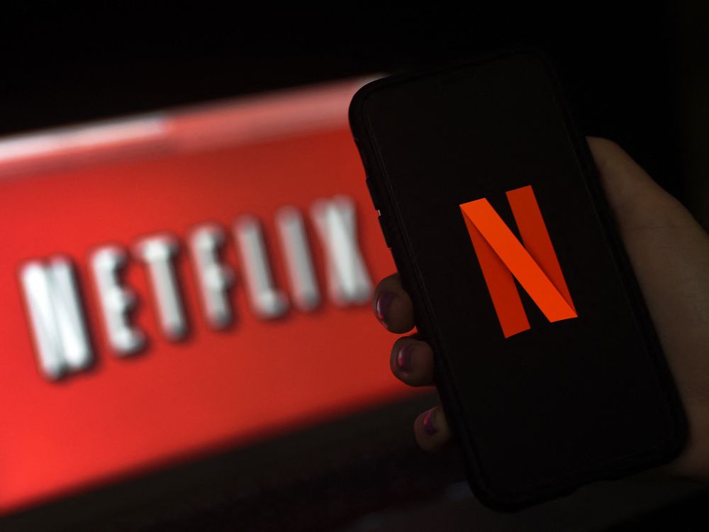 netflix-plunges-after-disappointing-with-forecast-for-new-users