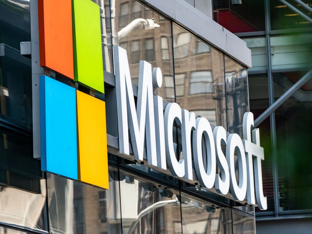 microsoft’s-slowing-cloud-growth-casts-shadow-over-report