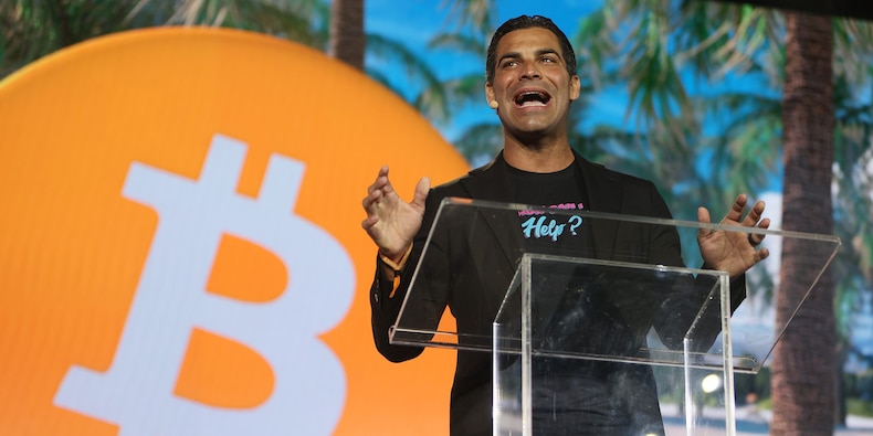 bitcoin-loving-miami-mayor-francis-suarez-asked-us-city-leaders-to-sign-crypto-boosting-pledge-when-he-took-over-national-group