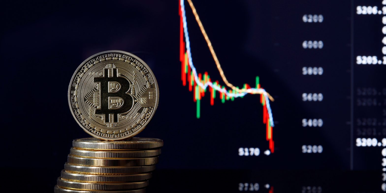 bitcoin-could-plummet-to-$10,000-by-2023-as-3-macro-factors-of-crypto-prices-suggest-weakness-ahead,-stifel-says