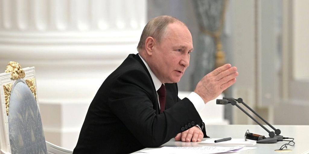 russia-will-hunt-for-new-oil-and-gas-buyers-as-some-markets-self-sanction,-putin-says