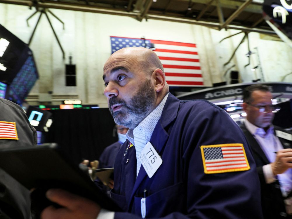 stocks-tank-as-amazon-endures-worst-day-since-2007