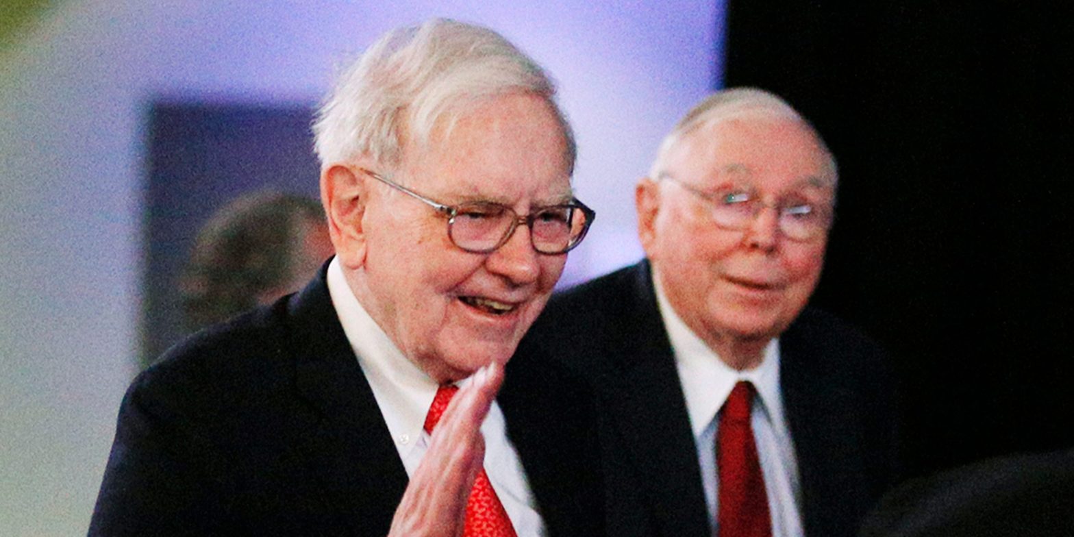 warren-buffett-says-he-wouldn’t-pay-$25-for-all-the-bitcoin-in-the-world-—-and-charlie-munger-blasts-the-crypto-as-‘stupid’-and-‘evil’