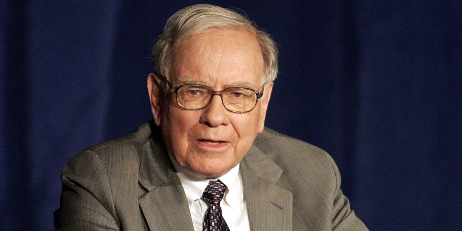 warren-buffett-discussed-apple,-activision-blizzard,-bitcoin,-and-inflation-during-berkshire-hathaway’s-annual-meeting-we-live-blogged-the-event.