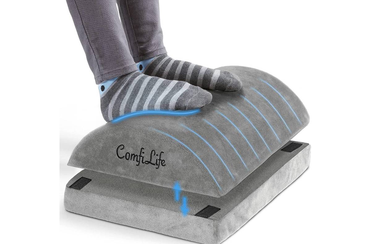 save-30%-on-this-ergonomic-foot-rest-perfect-for-an-office