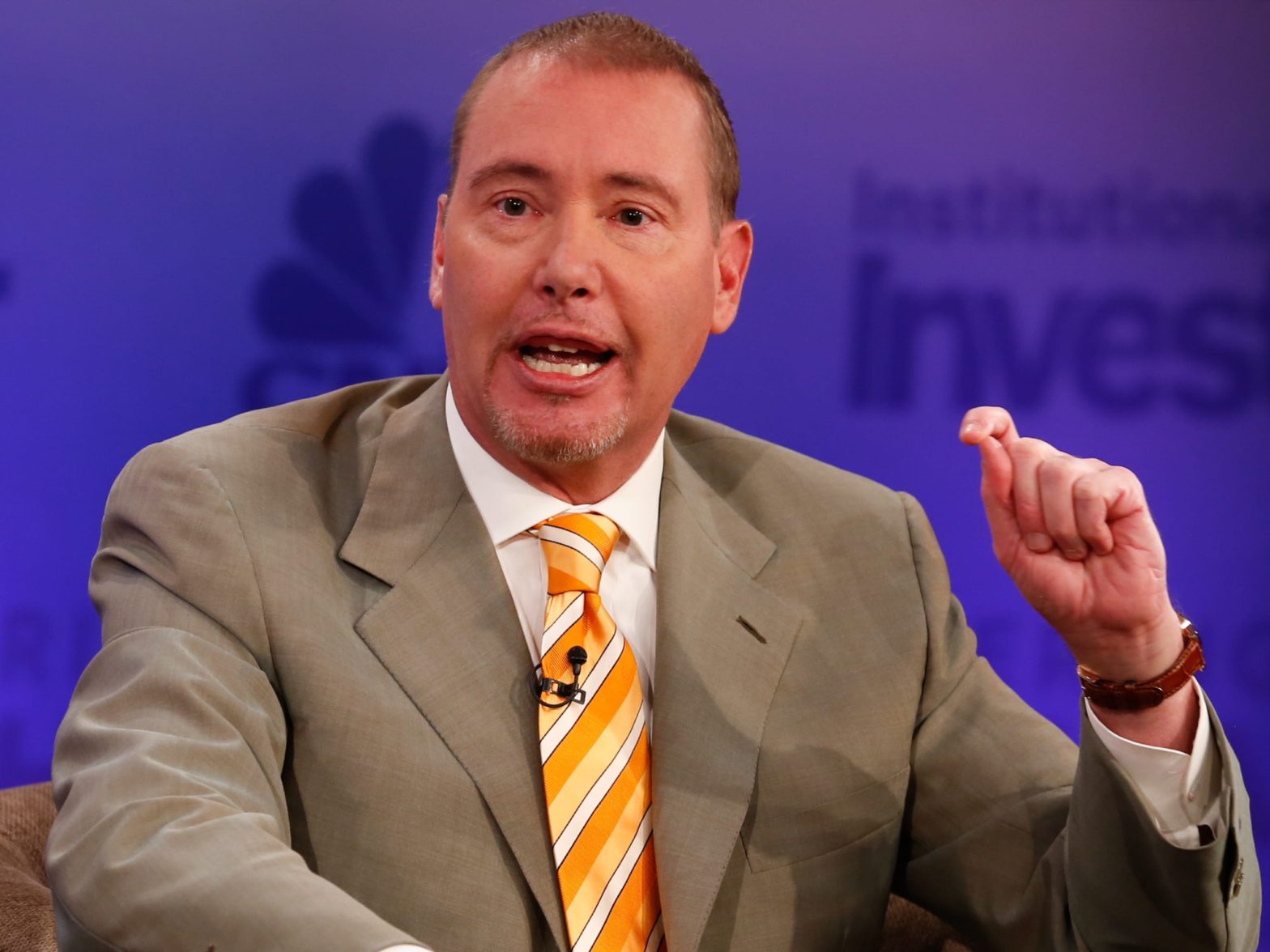 billionaire-investor-jeff-gundlach-says-he-won’t-be-shocked-if-bitcoin-falls-to-$10,000,-as-‘blow-ups’-rattle-the-crypto-market