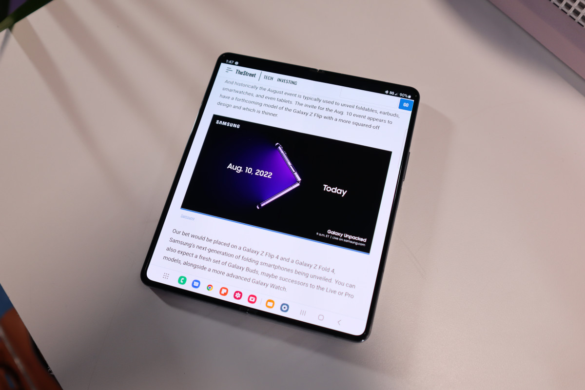 samsung’s-galaxy-z-fold-4-looks-like-a-big-step-up-for-productivity