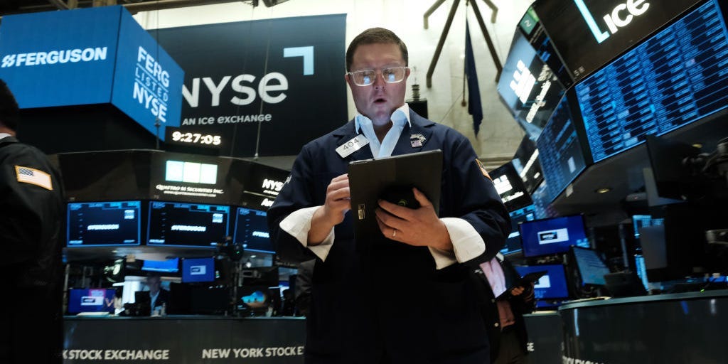 us-stocks-whipsaw-in-volatile-session-as-the-dow-and-s&p-500-rebound-to-end-4-day-slump