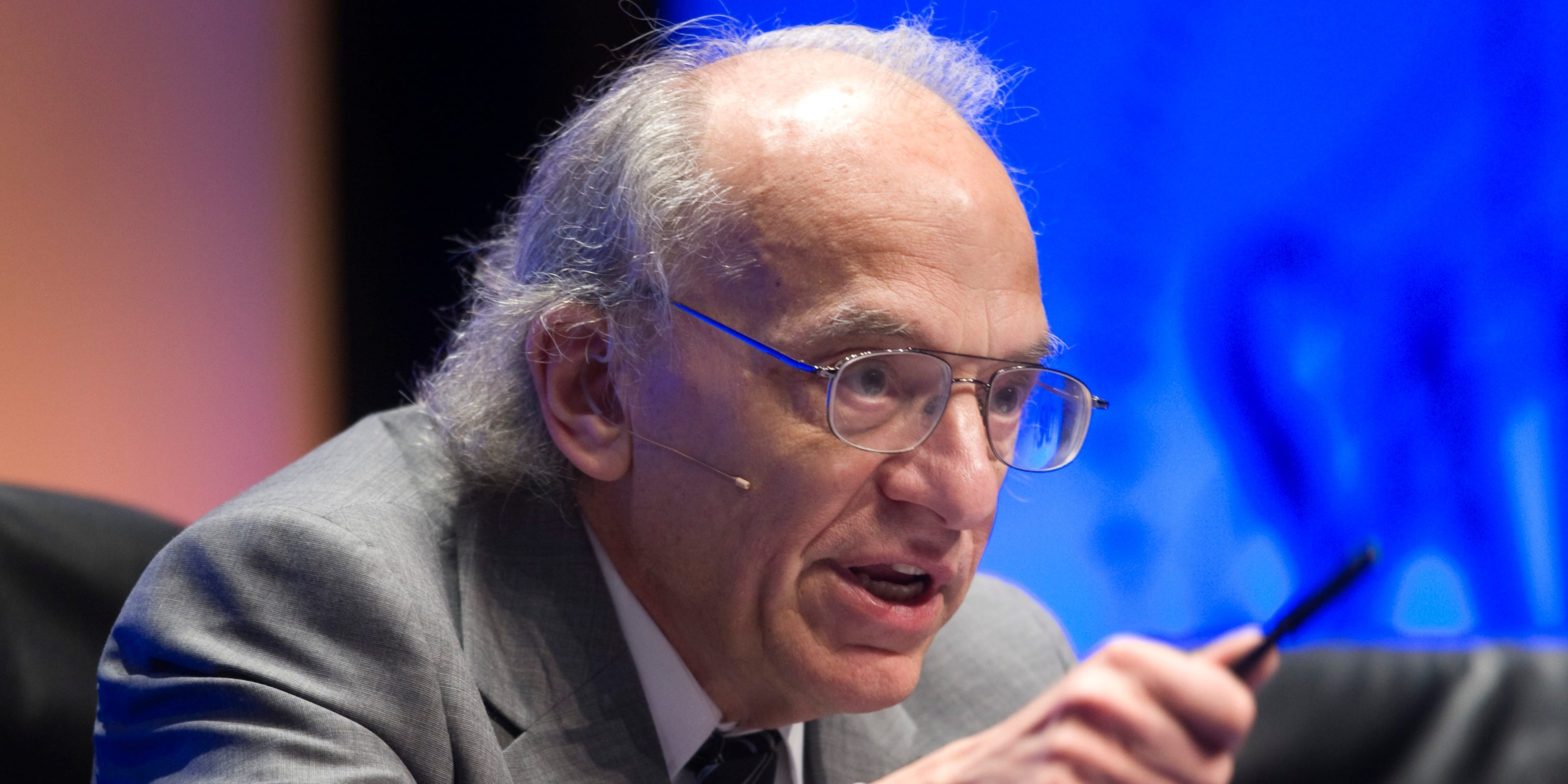 wharton-professor-jeremy-siegel-says-the-fed’s-rate-hike-campaign-is-so-extreme-that-recession-risk-is-much-higher-than-risk-of-the-central-bank-‘waffling’-on-inflation