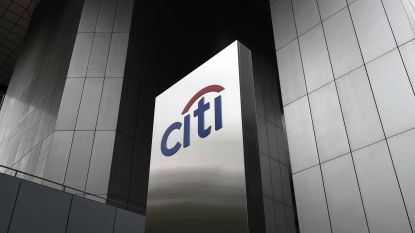 citigroup,-wells-fargo-and-jpmorgan-climb.-is-it-time-to-buy-bank-stocks-now?