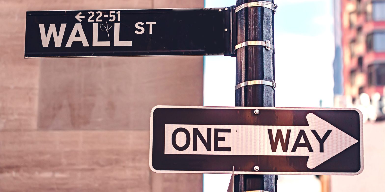 retail-investors-are-the-most-bearish-they’ve-been-in-months-after-september’s-inflation-shock,-but-a-rebound-in-the-s&p-500-would-spark-new-buying-spree,-research-firm-says