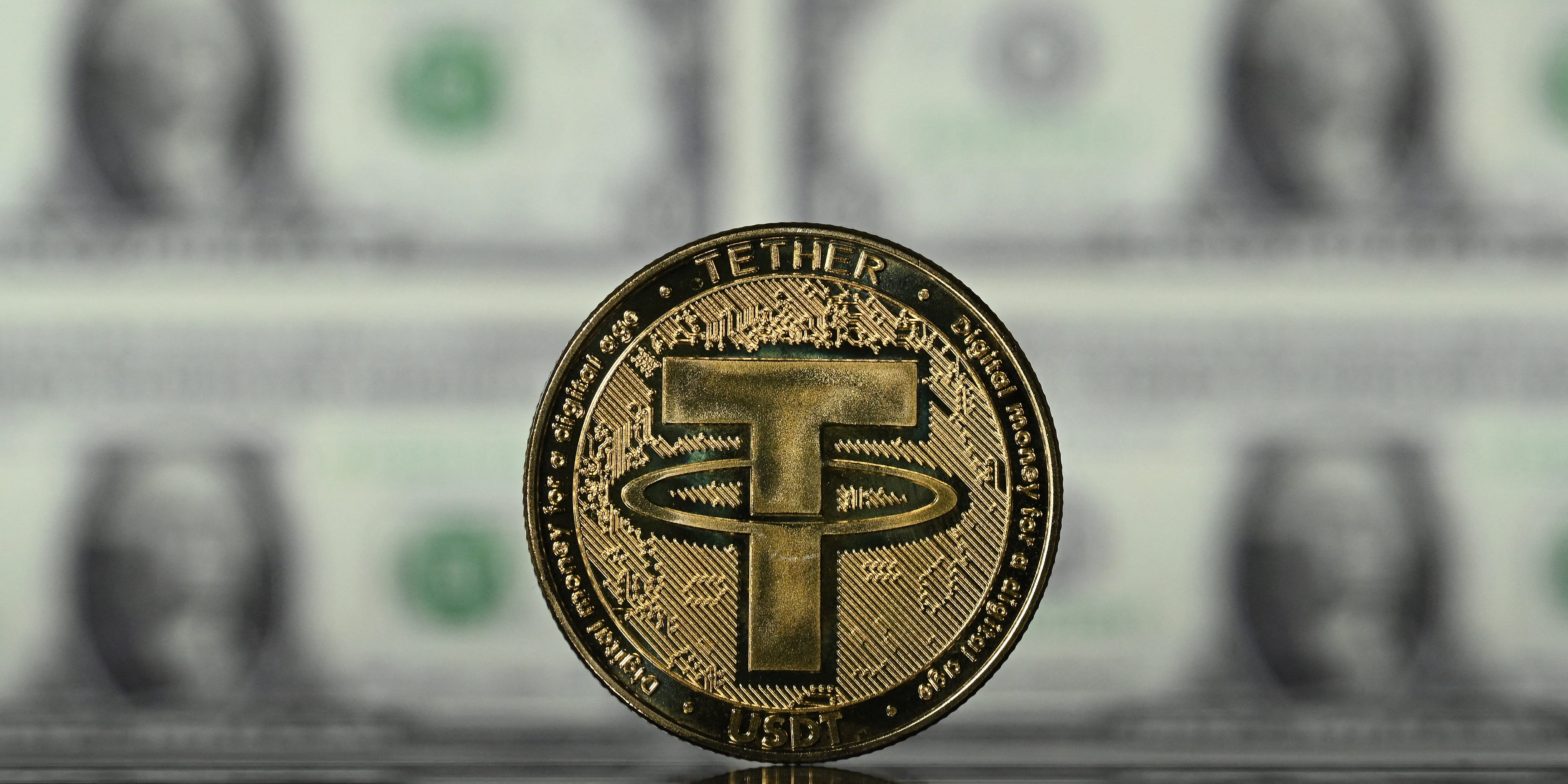 tether-stablecoin-loses-its-dollar-peg-as-contagion-from-ftx’s-collapse-spreads-through-the-crypto-market