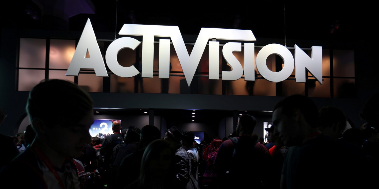 activision-blizzard-falls-as-ftc-says-it-is-suing-to-stop-microsoft’s-takeover-of-the-gaming-giant