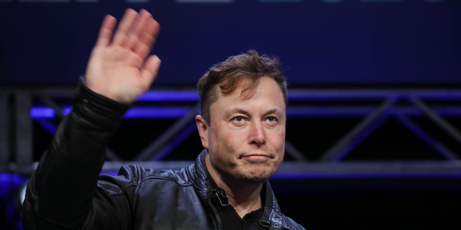 elon-musk-is-‘asleep-at-the-wheel’-at-a-pivotal-moment-for-tesla-and-has-lost-credibility,-wedbush’s-dan-ives-says