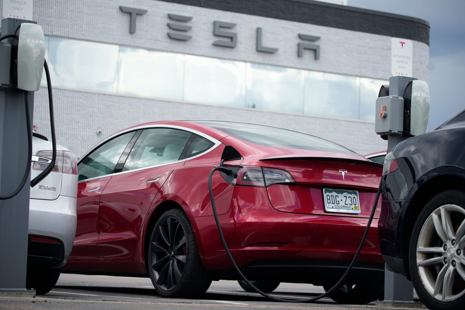 tesla-evs-are-the-cheapest-they-have-ever-been-relative-to-the-overall-us-auto-market