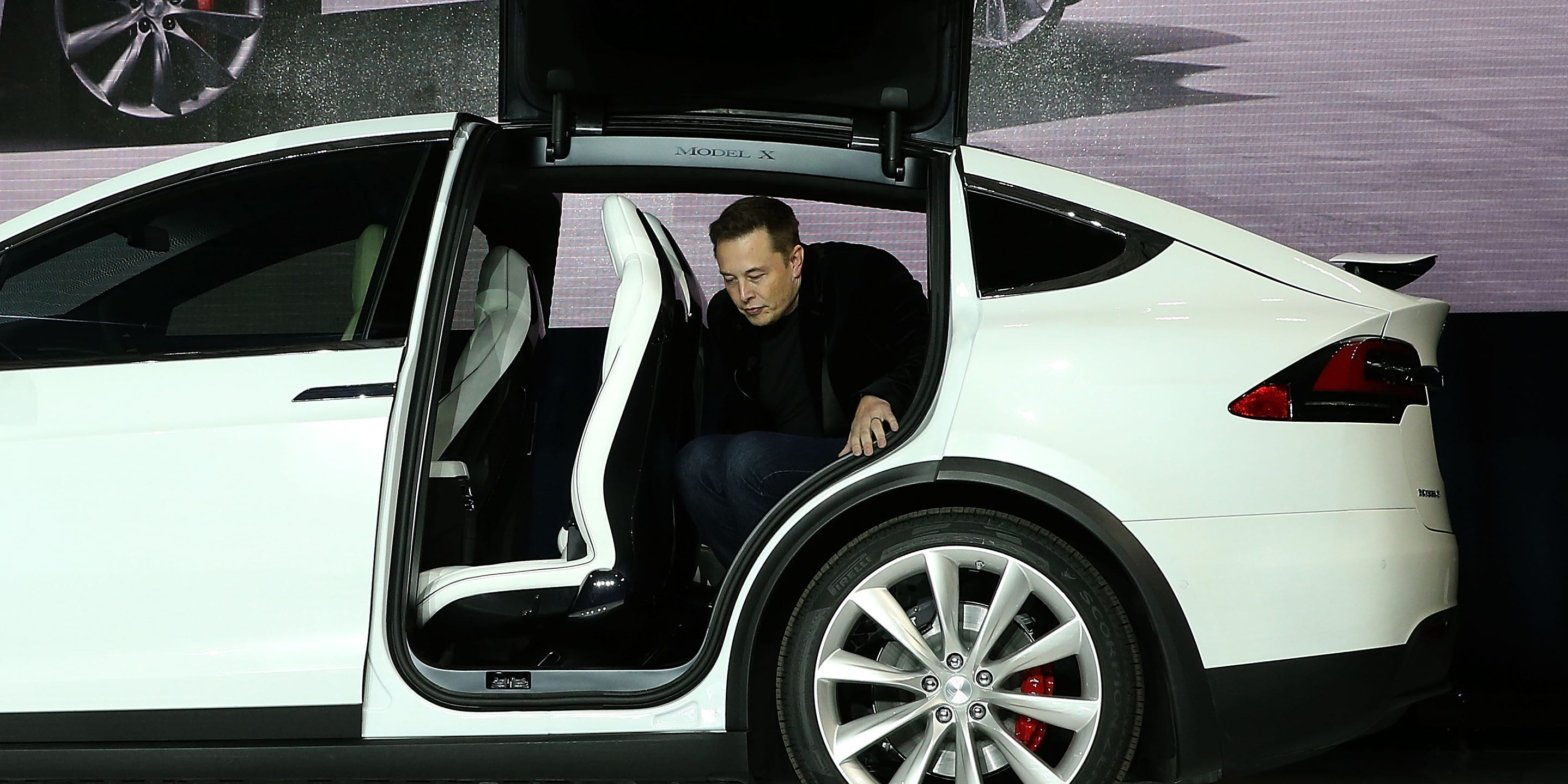 tesla-stock-‘gets-boring’-as-the-market-drills-into-the-ev’s-company-metrics-and-treats-it-more-like-a-traditional-automaker,-investment-research-firm-says