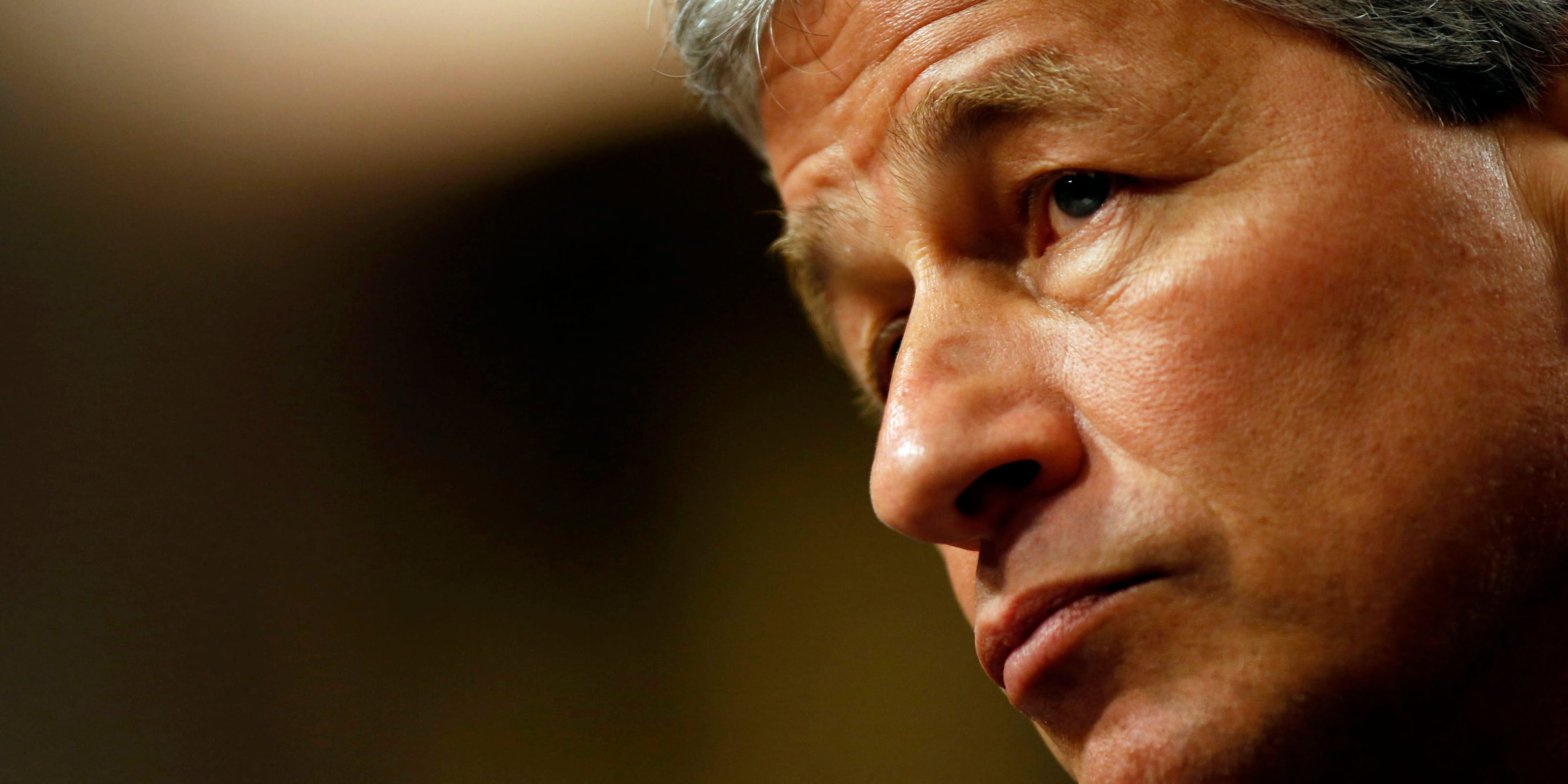 jpmorgan-ceo-jamie-dimon-says-that-the-us-can-still-avoid-a-recession-and-that-the-russia-ukraine-war-is-the-biggest-geopolitical-threat-since-world-war-ii