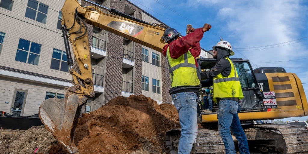 home-construction-unexpectedly-surged-in-february-as-slump-in-lumber-prices-offset-pain-of-rising-mortgage-rates