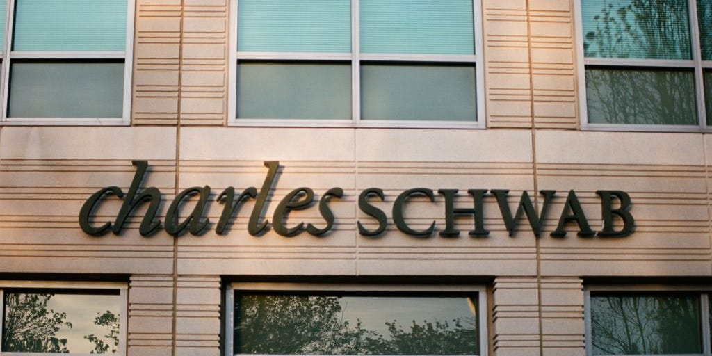 charles-schwab-clients-poured-in-$17-billion-last-week-as-the-spiraling-bank-crisis-sent-money-to-a-‘safe-port-in-a-storm’