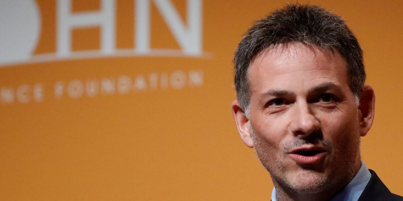 david-einhorn-regrets-selling-his-early-apple-stake,-predicts-the-fed-will-pull-back-in-fighting-inflation,-and-reveals-he’s-betting-on-ai-in-a-new-interview-here-are-the-elite-investor’s-8-best-quotes.