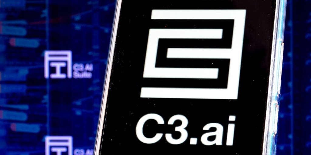 c3.ai-plunges-26%-after-short-seller-says-the-buzzy-ai-company-has-‘serious-accounting-and-disclosure-issues’