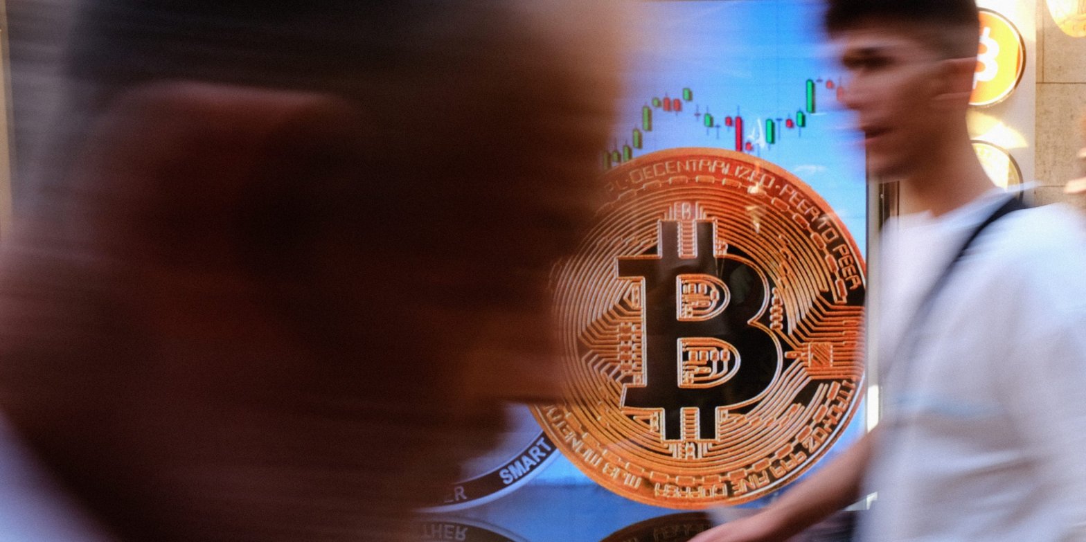 bitcoin-surges-9%-toward-key-level-of-$30,000-as-crypto-market-rallies-amid-fresh-banking-sector-fears