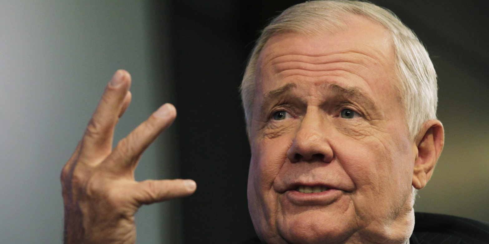 jim-rogers-is-bracing-for-the-worst-bear-market-of-his-life,-de-dollarization,-and-higher-interest-rates-here-are-the-investing-legend’s-7-best-quotes-from-a-new-interview.