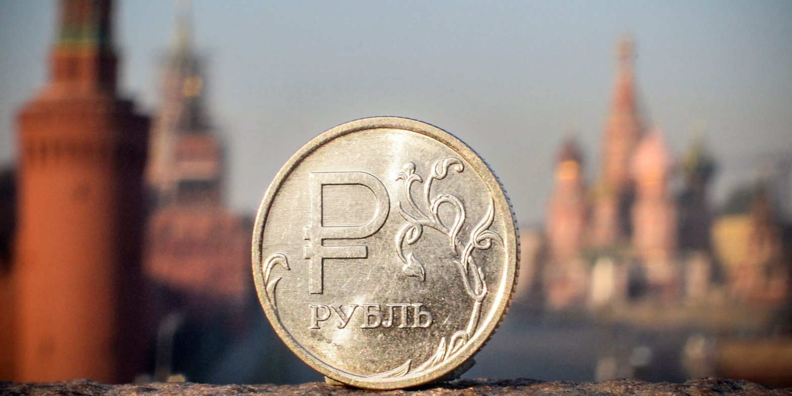 russia’s-central-bank-sounds-alarms-on-the-economy-as-the-falling-ruble-and-record-labor-shortage-add-inflationary-pressures
