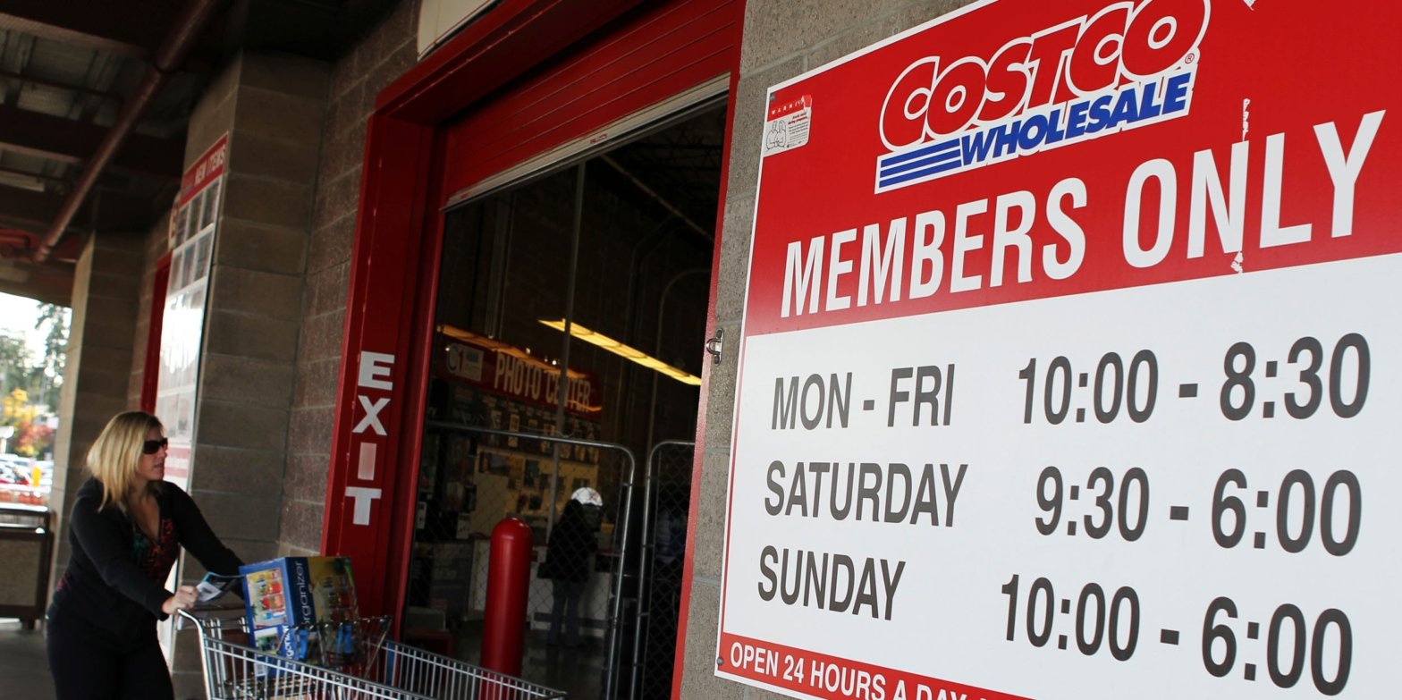 costco-is-taking-a-page-out-of-netflix’s-playbook-and-cracking-down-on-shared-membership-cards-wall-street-is-thrilled.