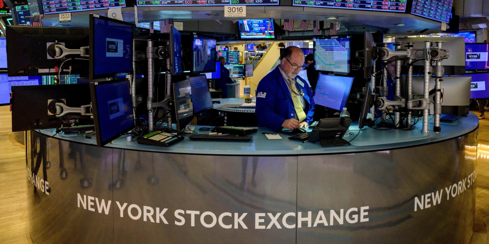 us-stocks-trade-mixed-amid-earnings-rush-and-fresh-economic-data