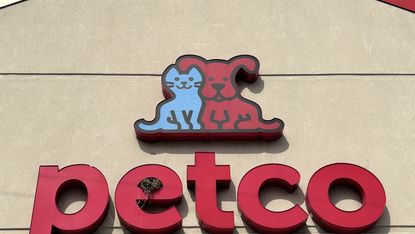 petco-cites-consumer-spending-pressures,-cuts-2023-guidance