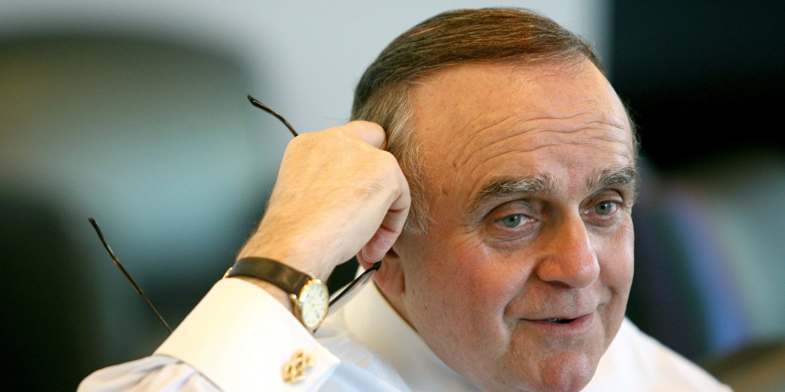 warren-buffett-wrote-to-leon-cooperman-about-stock-buybacks,-taxing-the-rich,-and-the-presidency.-here-are-the-3-messages,-from-cooperman’s-new-memoir