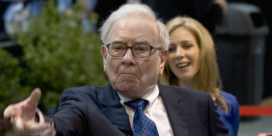 warren-buffett’s-berkshire-hathaway-sells-$158-million-of-hp-stock-in-3-days,-taking-its-stake-below-12%