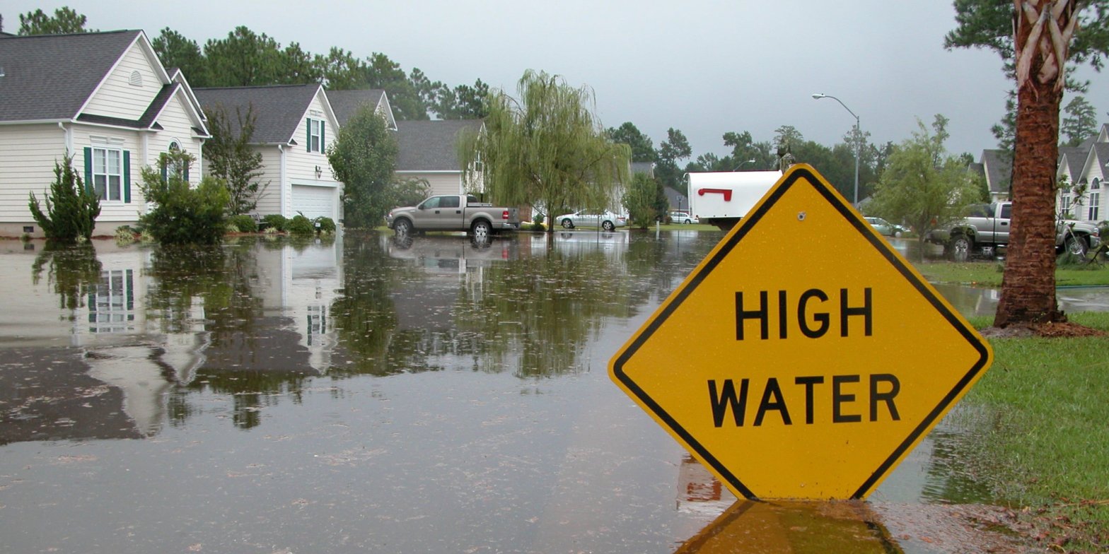 home-values-could-collapse-as-rising-climate-dangers-wreak-havoc-on-insurance-markets,-study-says