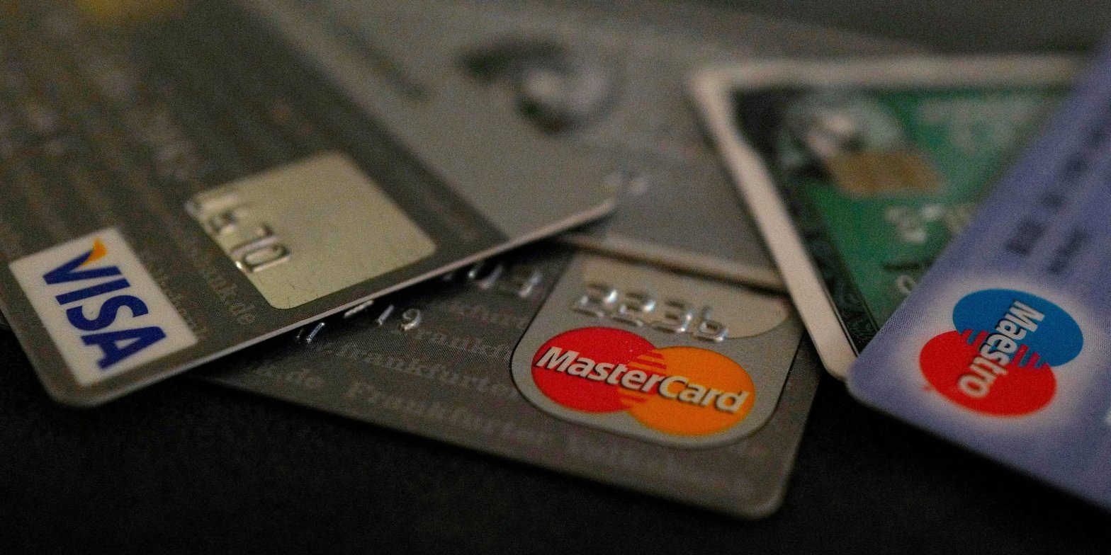 america’s-$1-trillion-credit-card-bill-really-isn’t-as-bad-as-it-seems