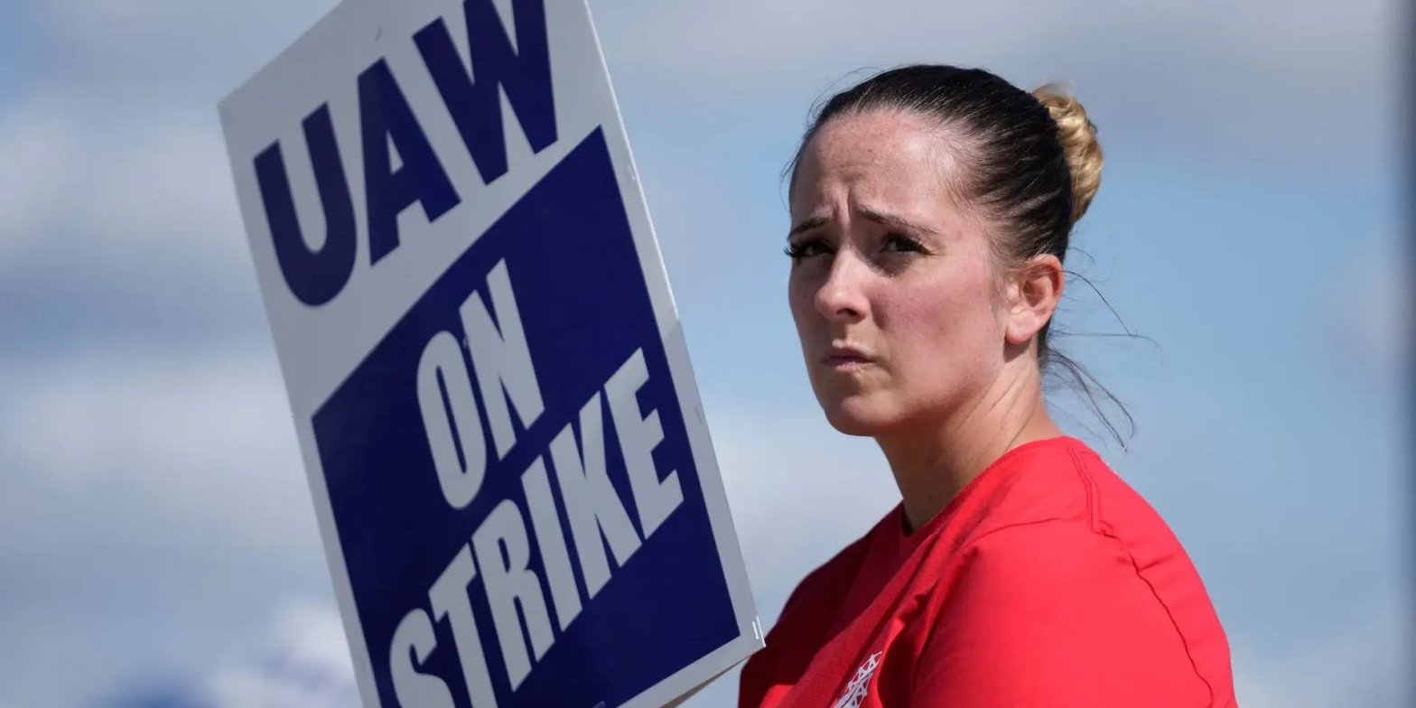 the-price-of-steel-is-falling-as-the-uaw-strike-hits-demand